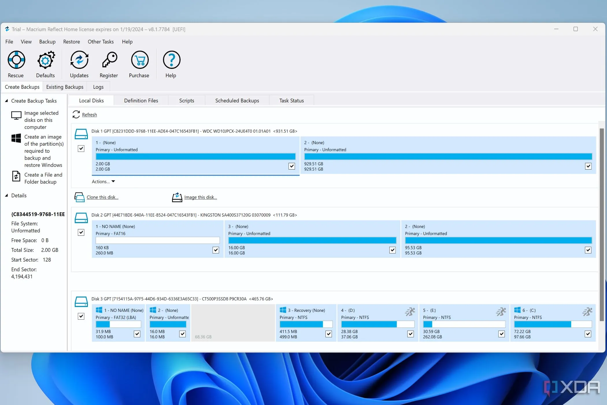 Ảnh chụp màn hình phần mềm Macrium Reflect đang tạo hoặc quản lý ảnh hệ thống của Windows, thường lưu trên ổ cứng di động.