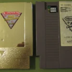 Băng game Nintendo World Championships 1992 bản vàng cực hiếm và băng game tiêu chuẩn NES. Hình ảnh minh họa sự khác biệt và giá trị sưu tầm của vật phẩm.