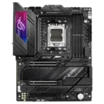 Bo mạch chủ ASUS ROG Strix X670E-E Gaming WiFi với thiết kế mạnh mẽ và tản nhiệt hiệu quả