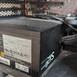 Bộ nguồn máy tính (PSU) đạt chuẩn 80 Plus Bronze bên trong PC gaming.