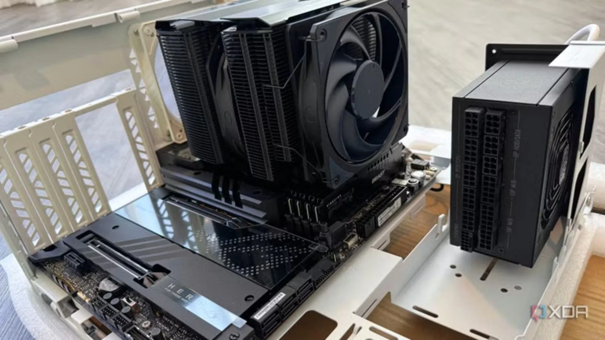 Bộ tản nhiệt khí CPU Cooler Master, giải pháp làm mát hiệu quả cho máy tính chơi game