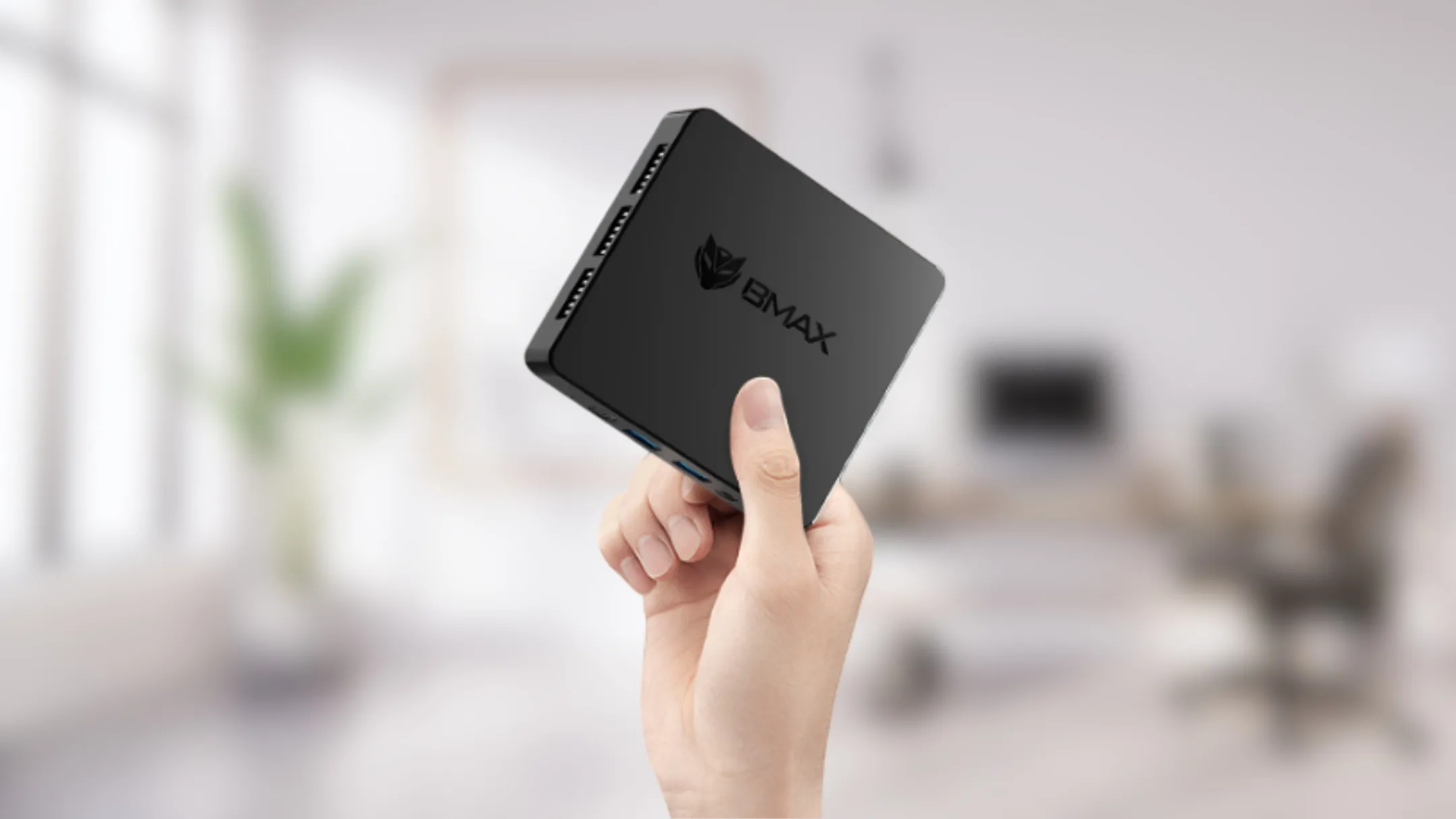 Các cổng kết nối đa dạng trên BMax B1 Mini PC