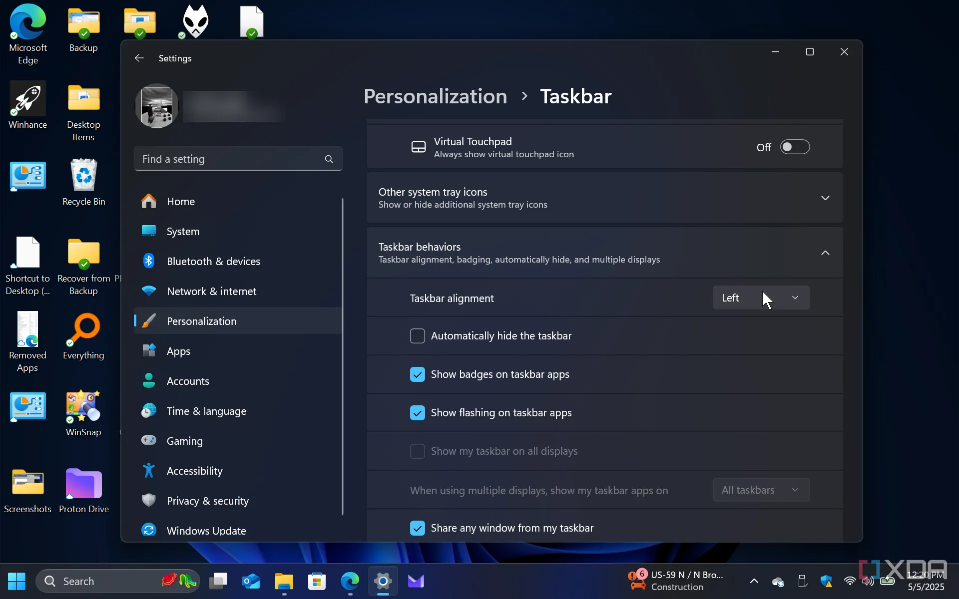 Cài đặt căn chỉnh thanh tác vụ để di chuyển nút Start menu sang trái trên Windows 11