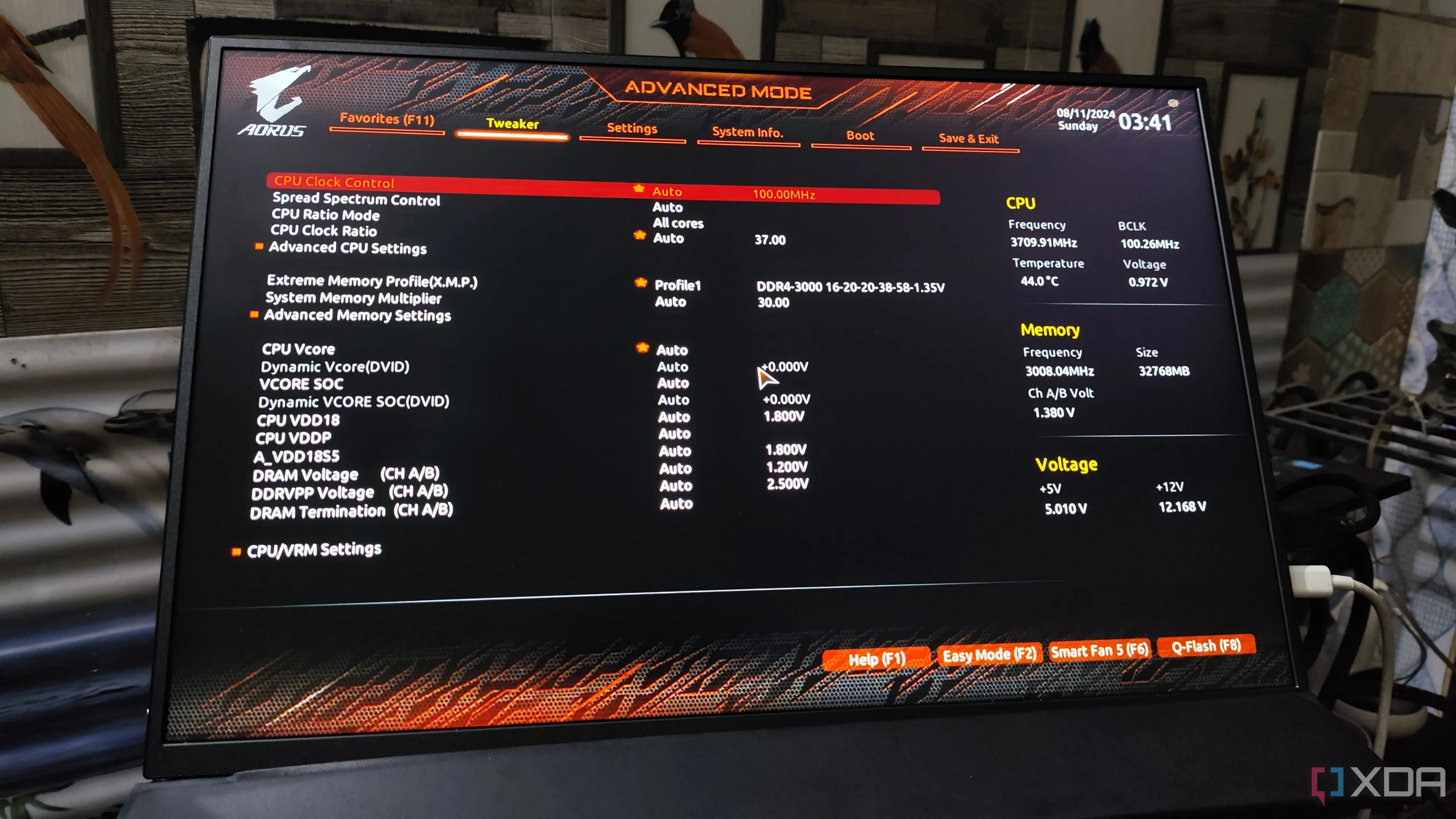 Cài đặt ép xung CPU và RAM trong BIOS Gigabyte