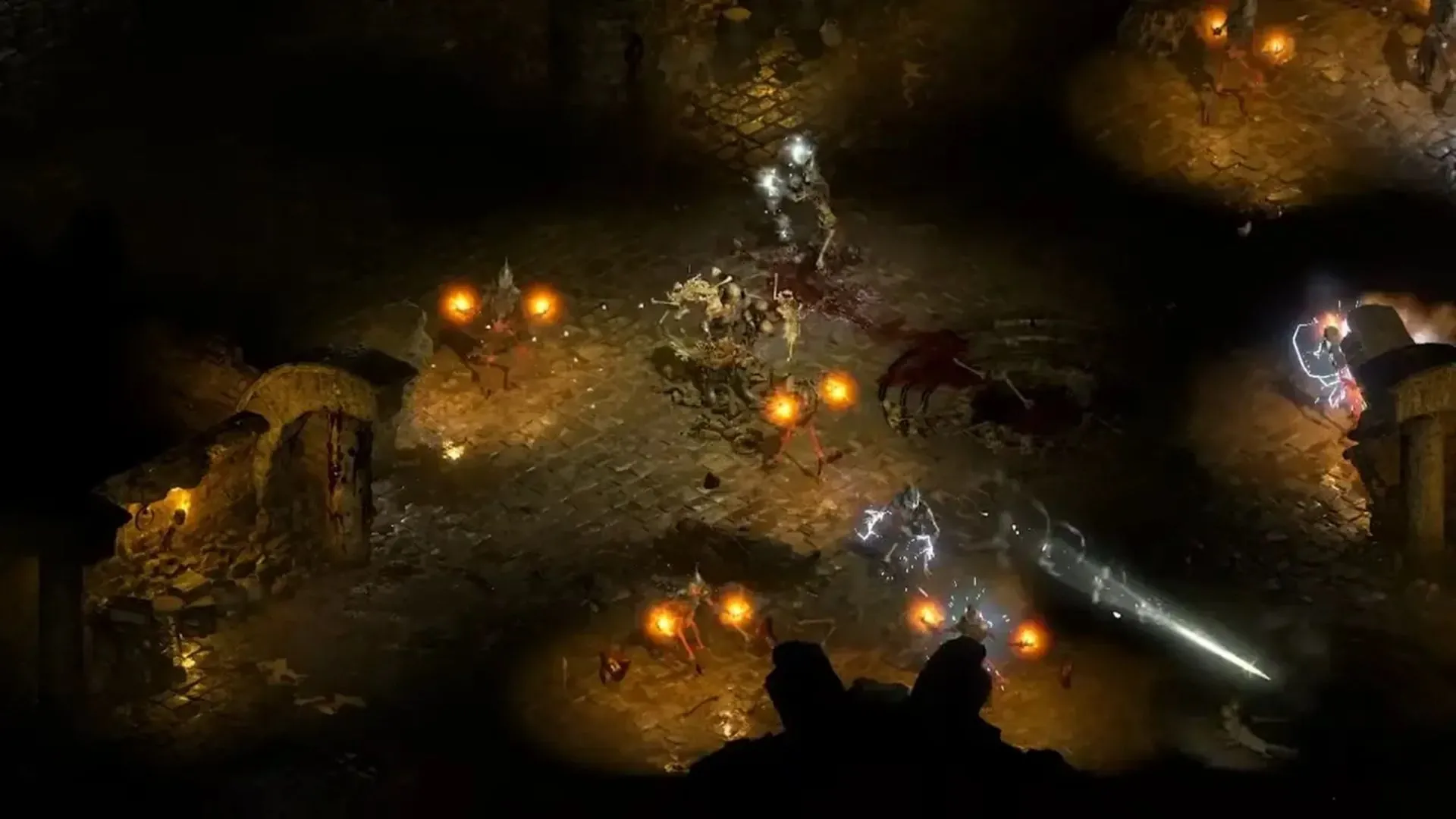 Cảnh chiến đấu trong ngục tối với hiệu ứng phép thuật từ Diablo 2 Resurrected trên Nintendo Switch 2