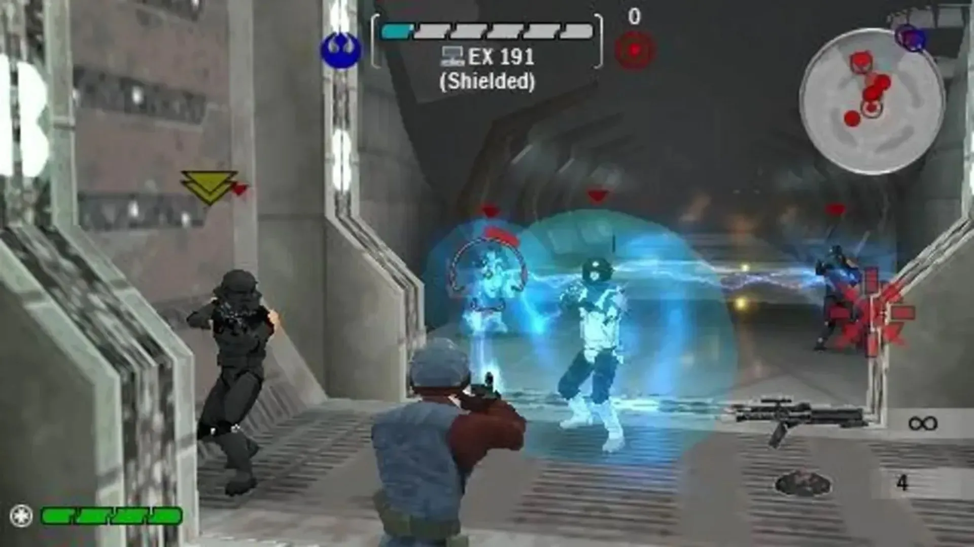 Cảnh chơi game Star Wars Battlefront: Renegade Squadron trên PSP
