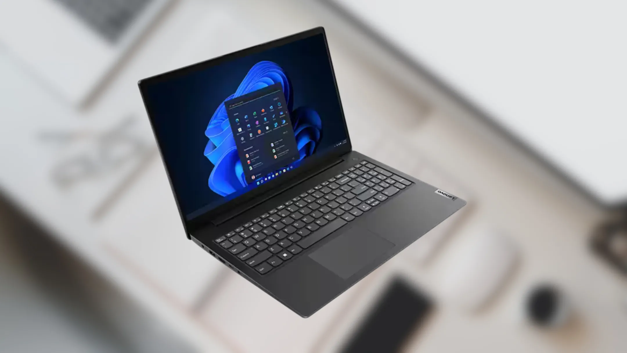 Chi tiết cổng kết nối và màn hình của laptop Lenovo V15 dòng doanh nghiệp