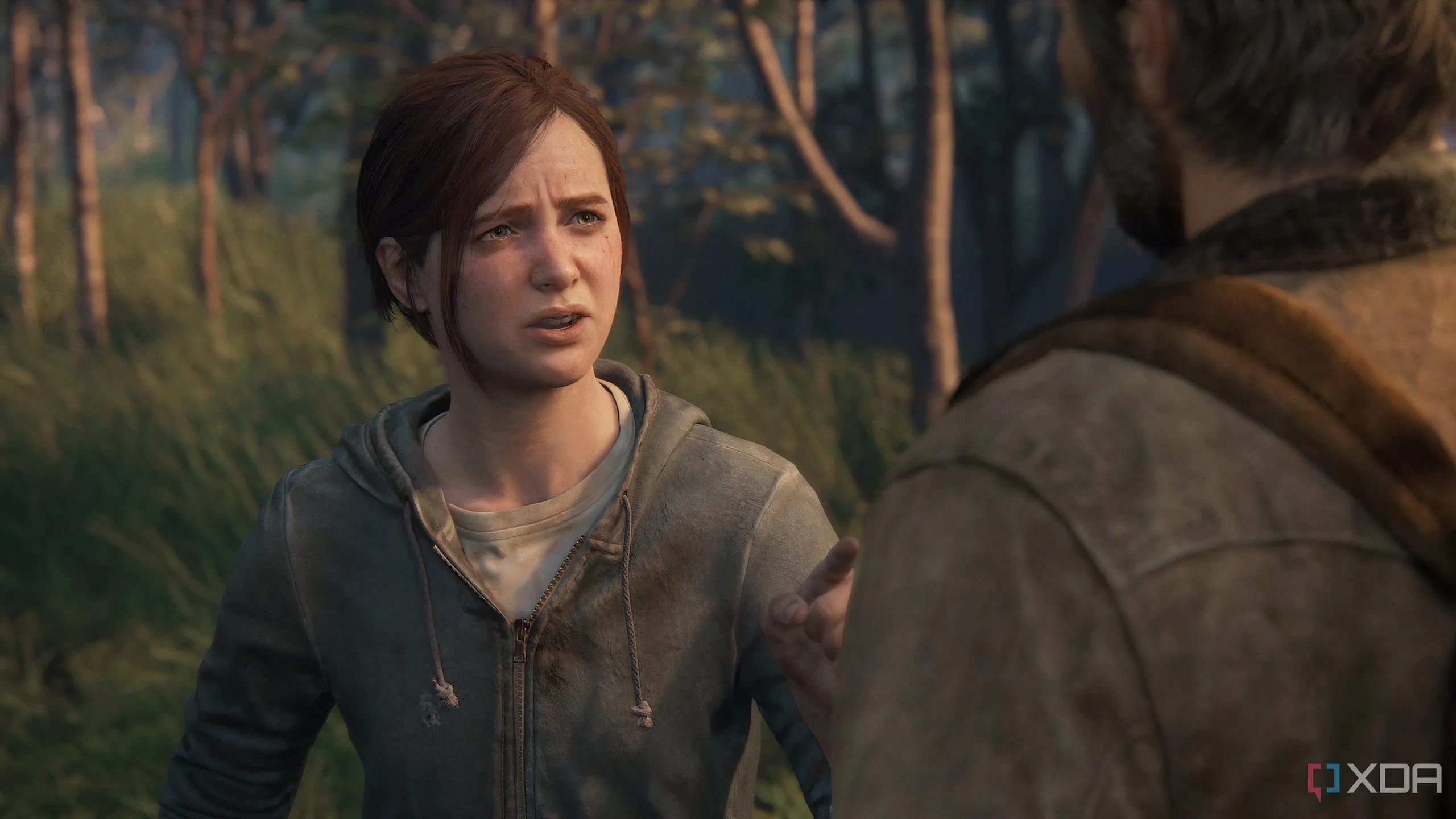 Ellie và Joel trò chuyện đầy cảm xúc, thể hiện mối quan hệ phức tạp của họ trong The Last of Us Part II