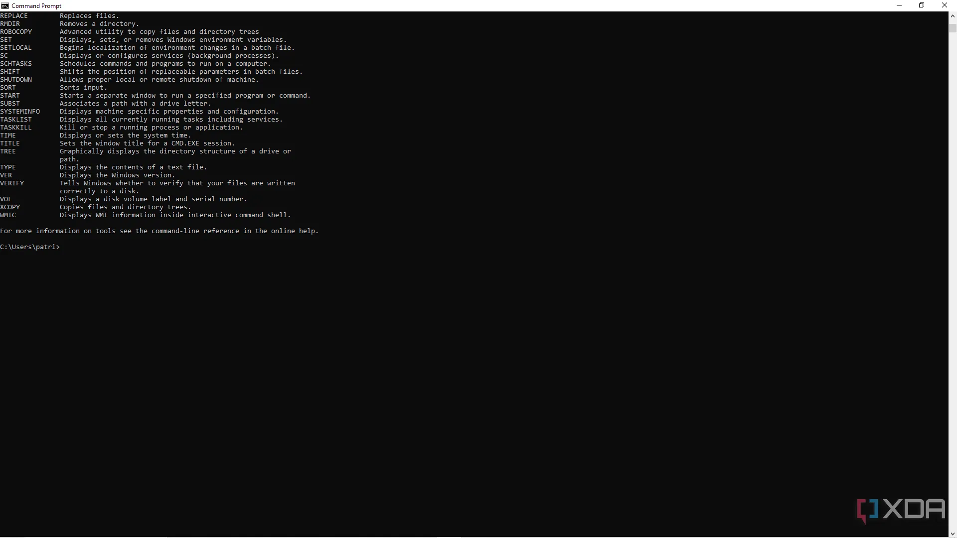 Giao diện cửa sổ Command Prompt hiển thị danh sách các lệnh cơ bản sau khi nhập lệnh help.