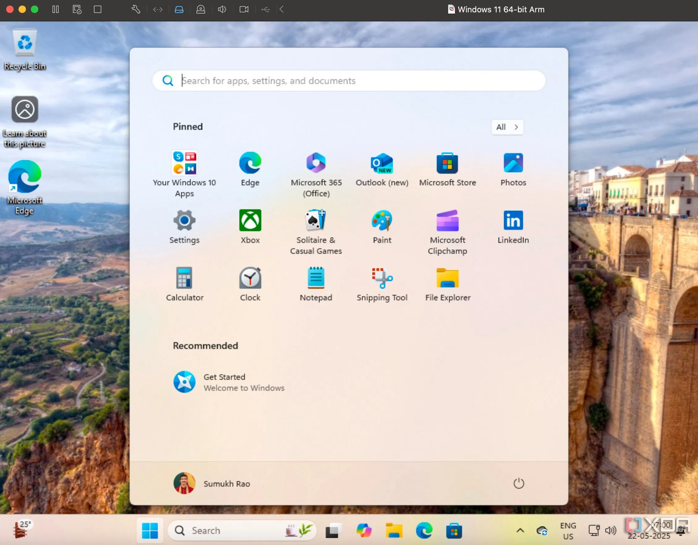 Giao diện Menu Start Windows 11 với hệ thống danh mục ứng dụng mới