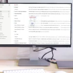 Giao diện một ứng dụng email thay thế Microsoft Outlook