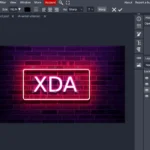 Giao diện Photopea quen thuộc tương tự Photoshop với thanh công cụ và bảng điều khiển lớp.