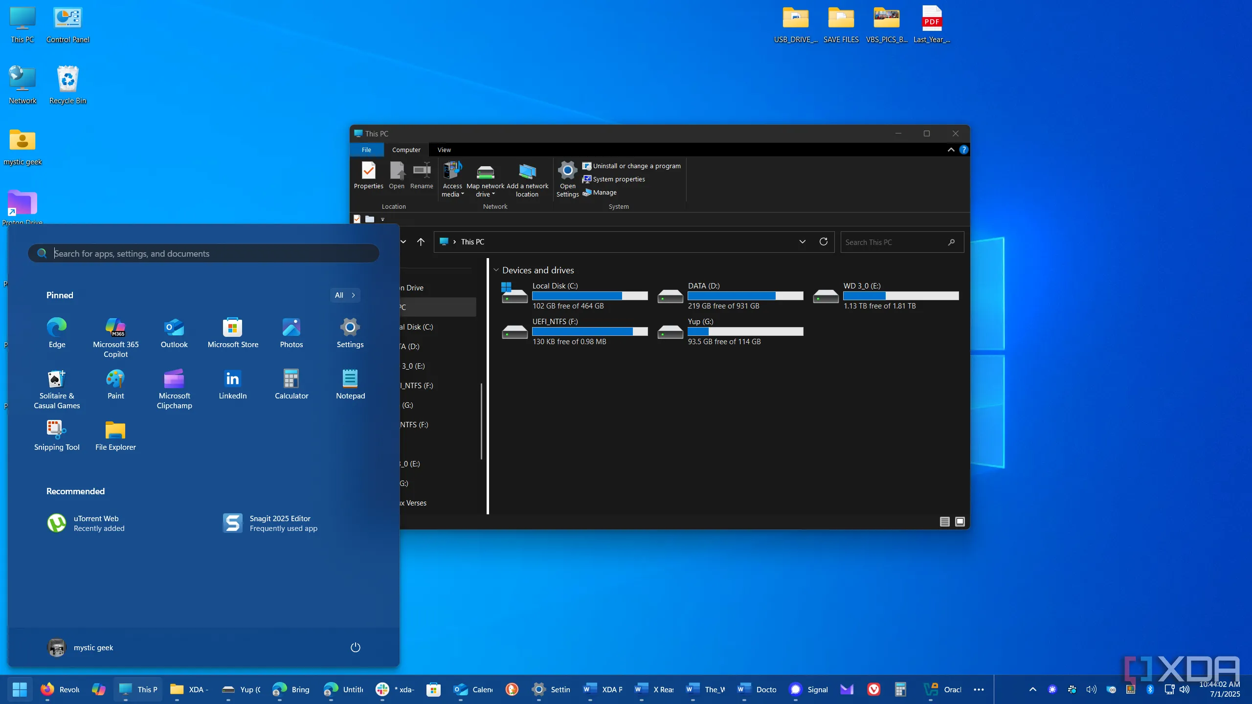Giao diện Windows 11 sau khi tùy chỉnh để hiển thị nhãn ứng dụng trên thanh tác vụ, mô phỏng kiểu dáng Windows 10 mà không cần công cụ