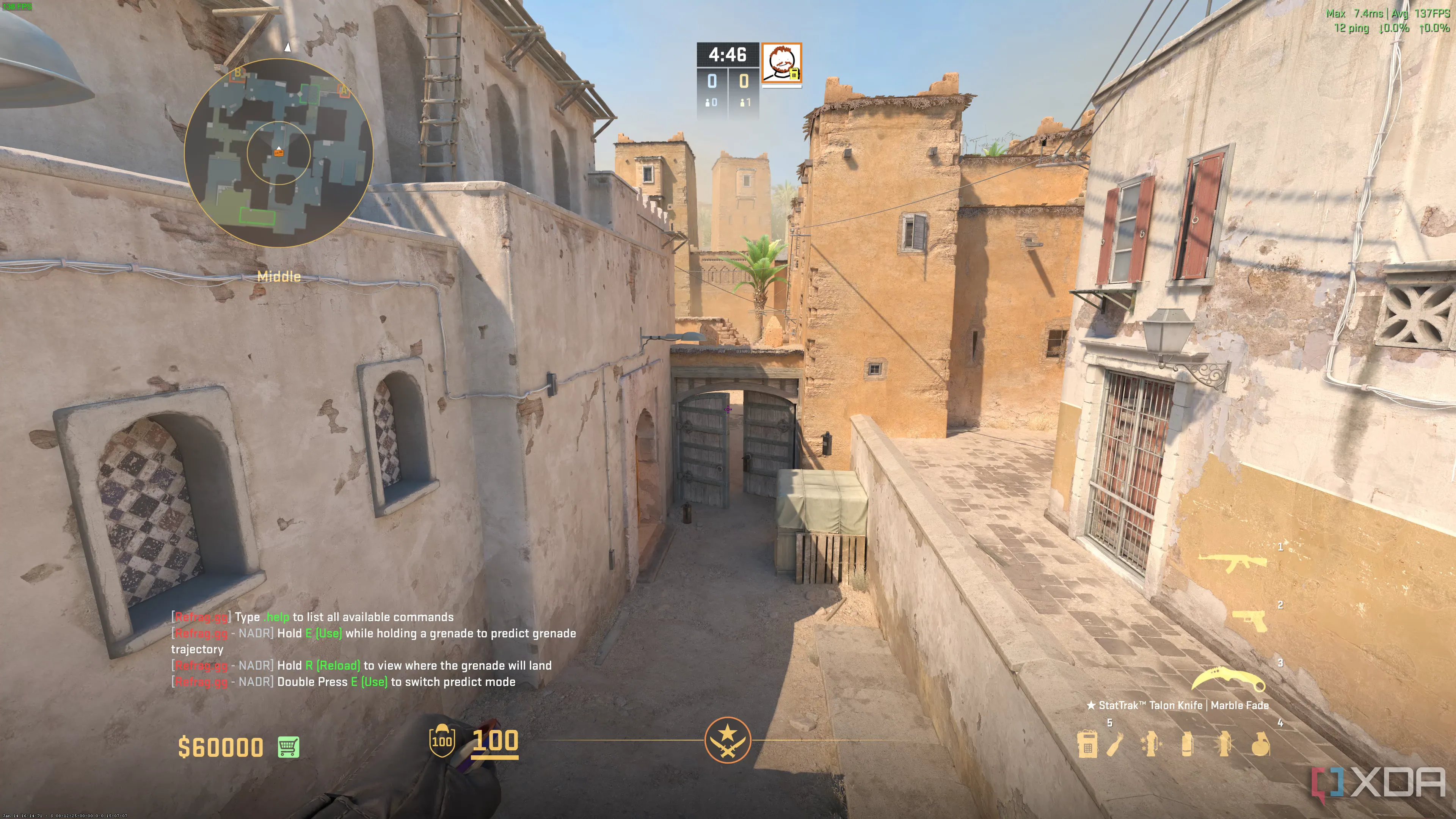 Góc nhìn hẻm nhỏ trong bản đồ Dust 2 của Counter-Strike 2