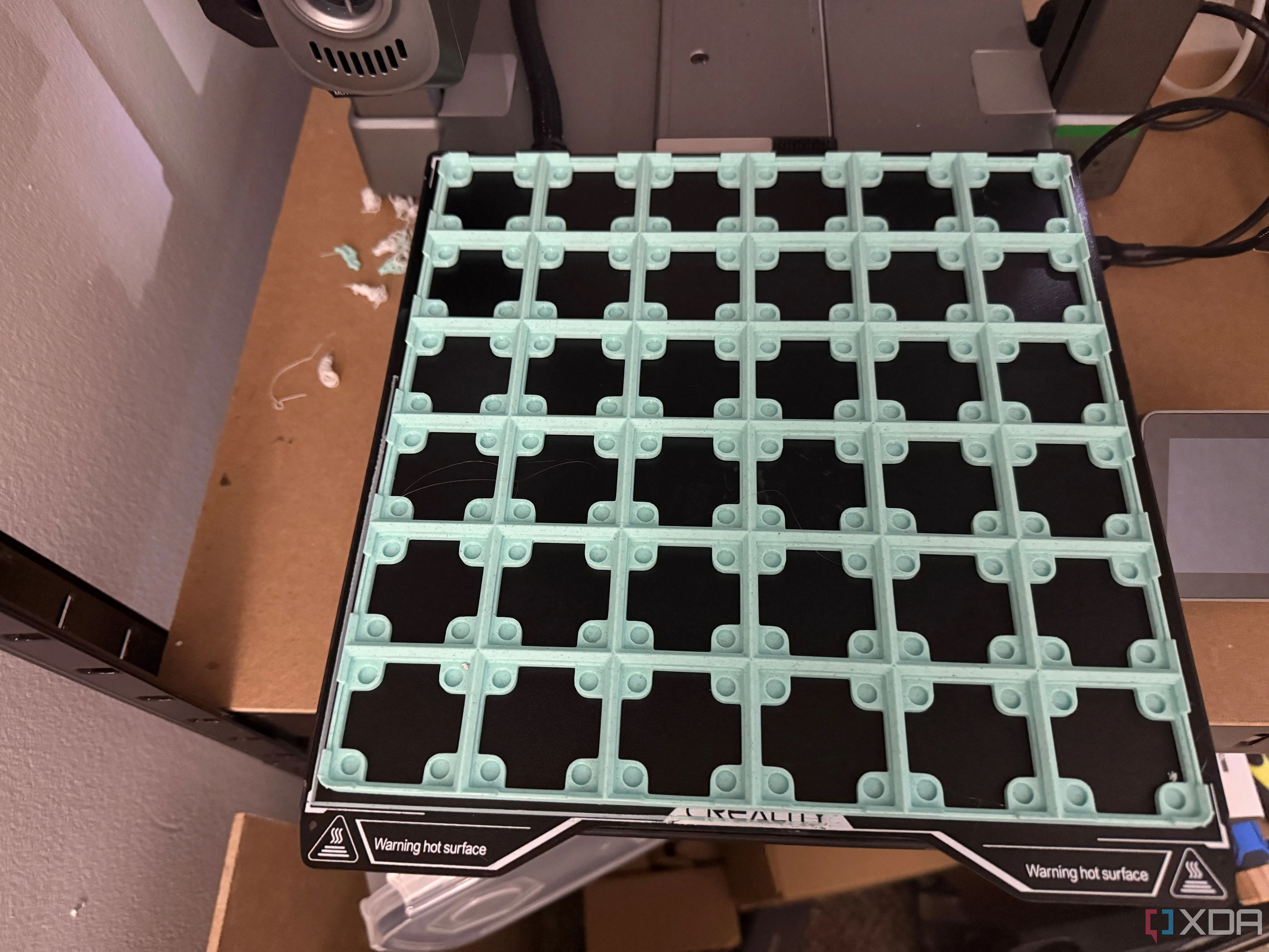Hệ thống đế Gridfinity được in 3D, nền tảng cho ngăn kéo gọn gàng