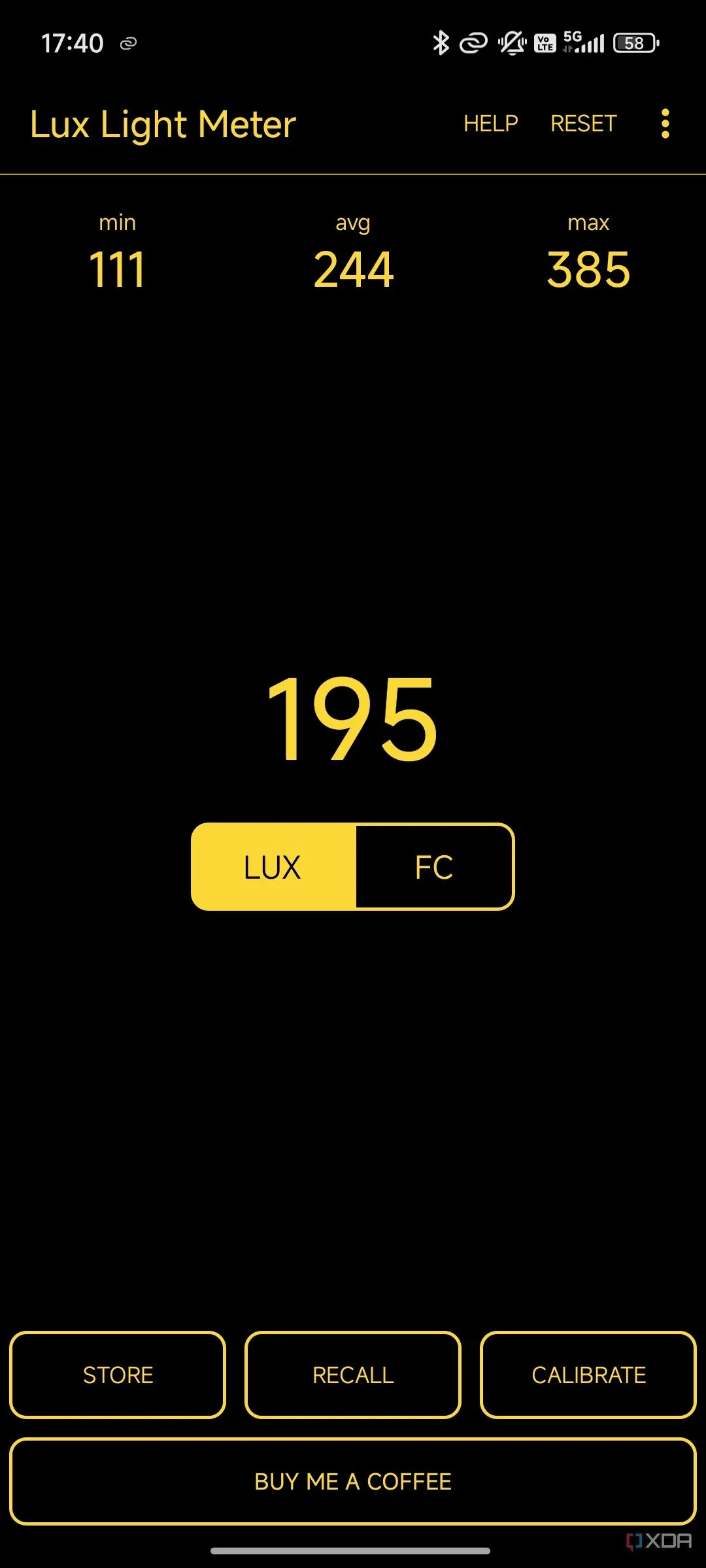 Kết quả đo độ sáng màn hình MacBook Pro bằng ứng dụng Lux Meter trên điện thoại khi chưa bật Brightintosh