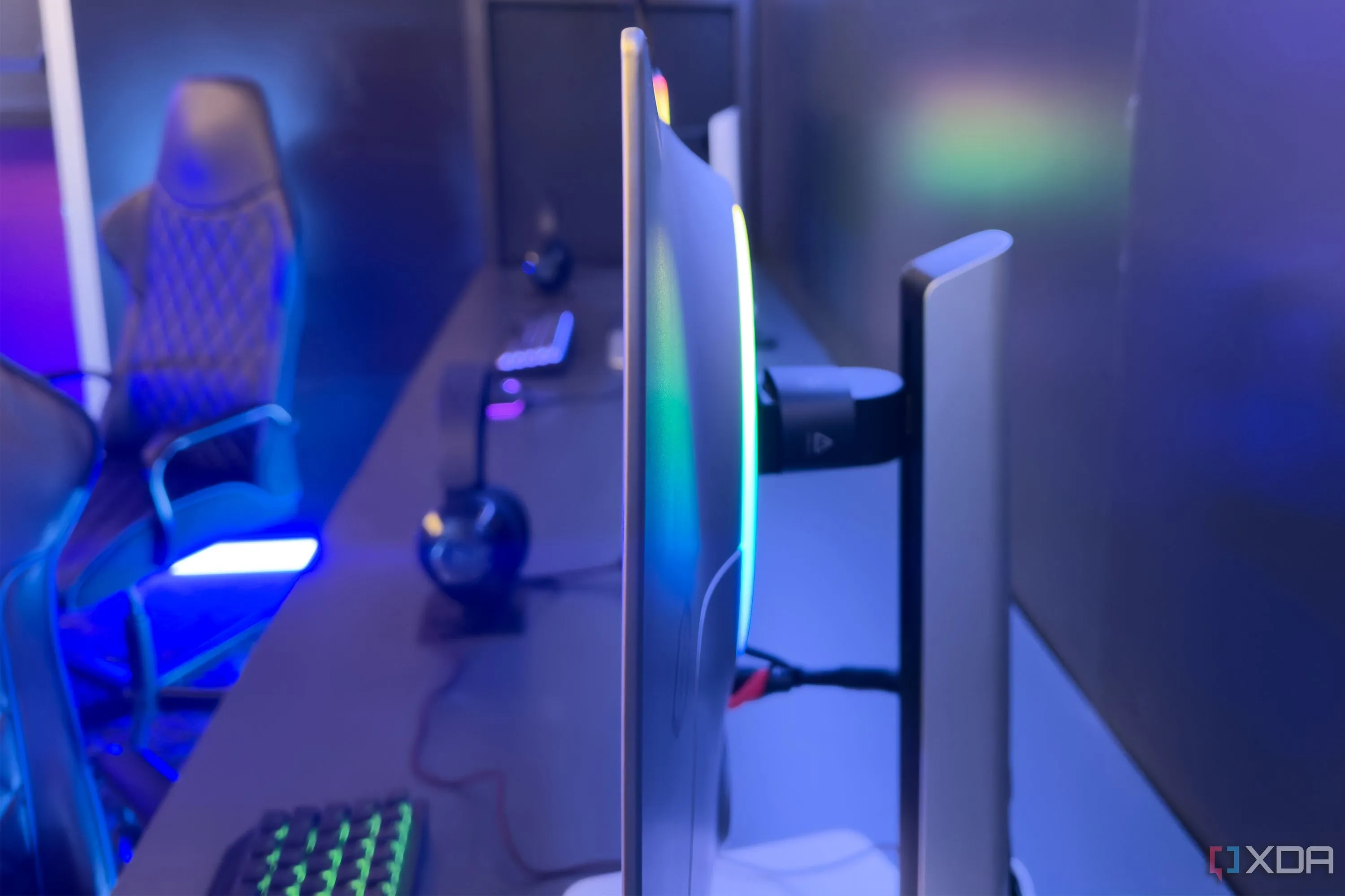 Màn hình Samsung Odyssey OLED G6 500Hz, biểu tượng cho xu hướng gaming độ phân giải cao và tần số quét khủng