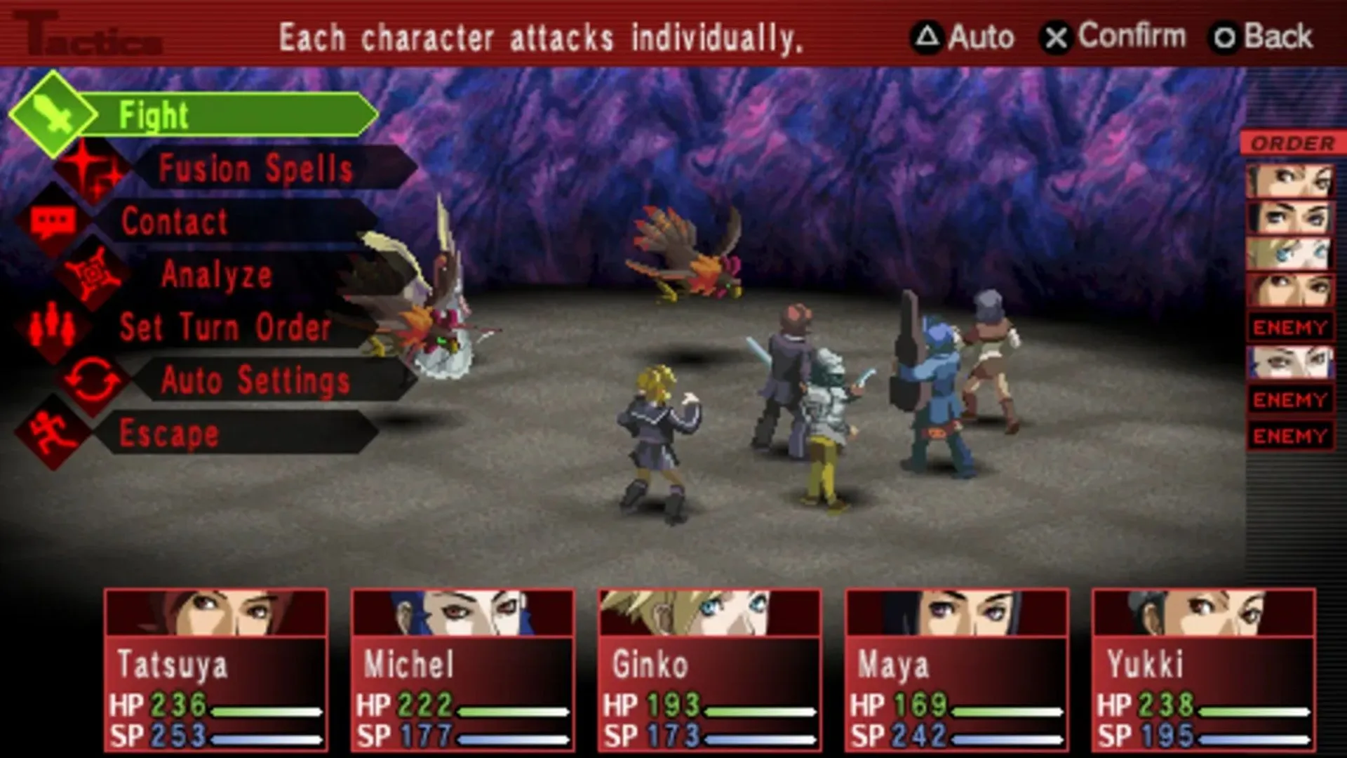 Một cảnh gameplay trong Shin Megami Tensei: Persona 2 - Innocent Sin trên PSP, hiển thị các nhân vật đang đối mặt với kẻ thù trong trận chiến theo lượt