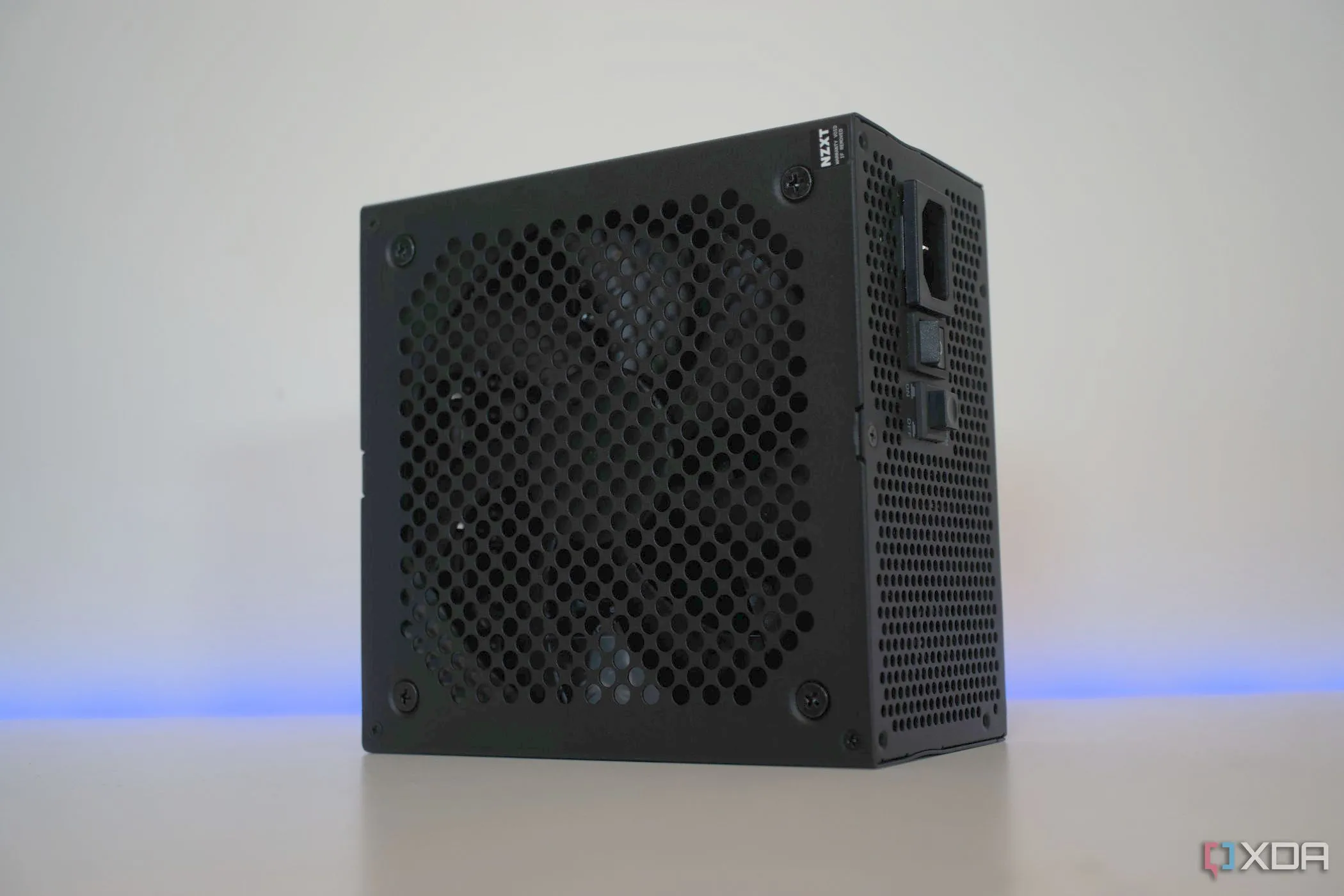 Quạt nguồn NZXT C1200 Gold