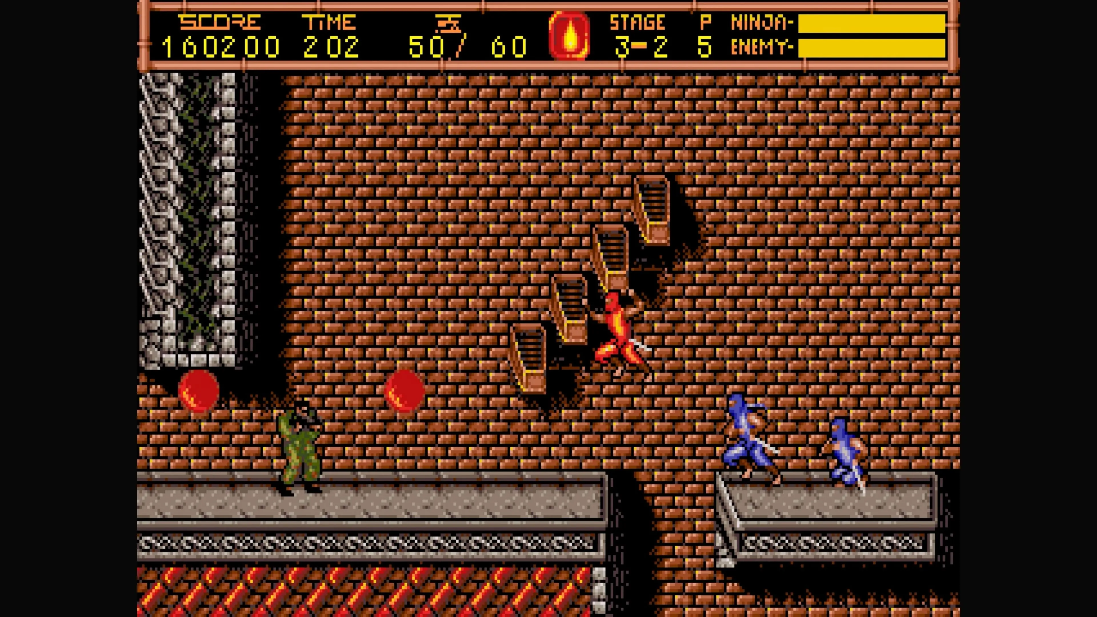 Ryu Hayabusa đang di chuyển trên một bức tường gạch trong Ninja Gaiden II.