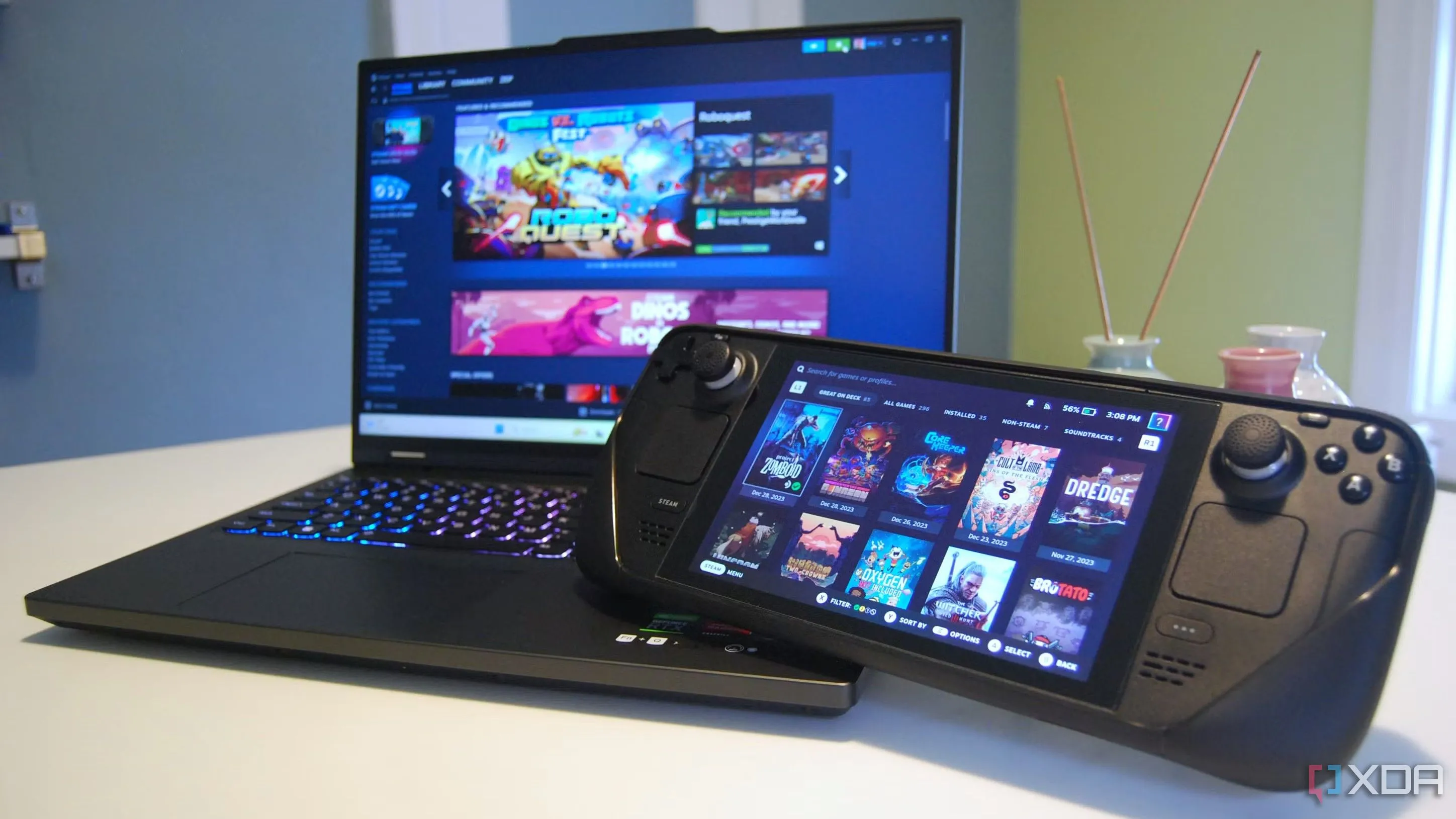 Steam Deck và laptop hiển thị giao diện cửa hàng Steam, đại diện cho hệ sinh thái game của Valve.