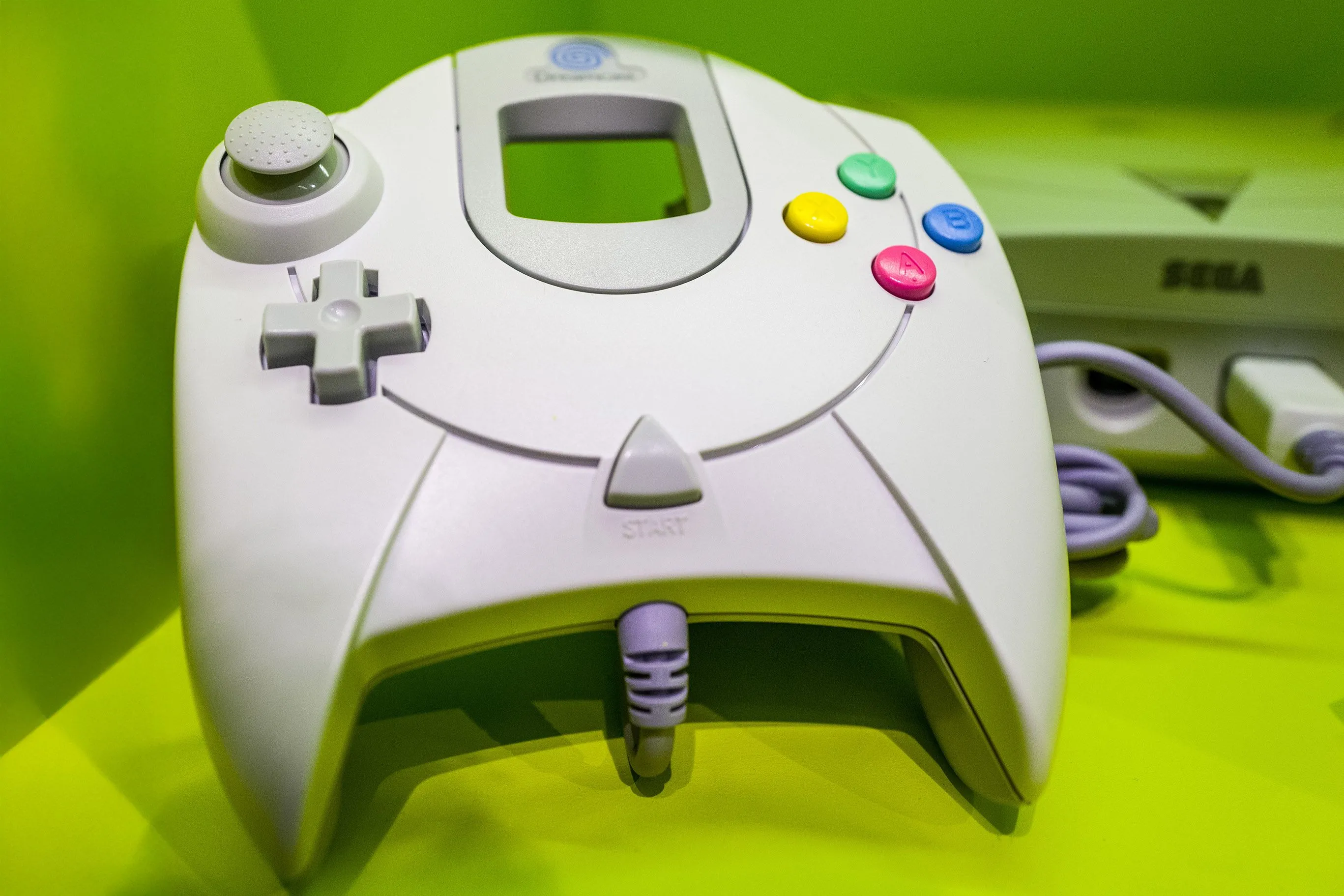Tay cầm điều khiển Sega Dreamcast